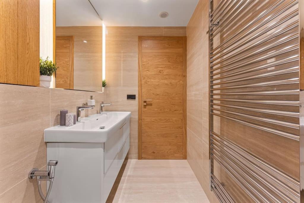 Residence Koubek - Utulny Apartman S Vyhledem A Parkovanim Spindleruv Mlyn Bagian luar foto